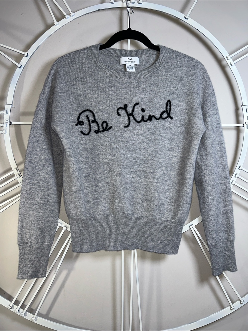 Magaschoni 100% Cashmere Crewneck Sweater Heather Grey w Black 'Be Kind' Script
